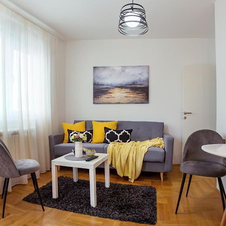 Apartman Mia Sremska Mitrovica Exterior photo